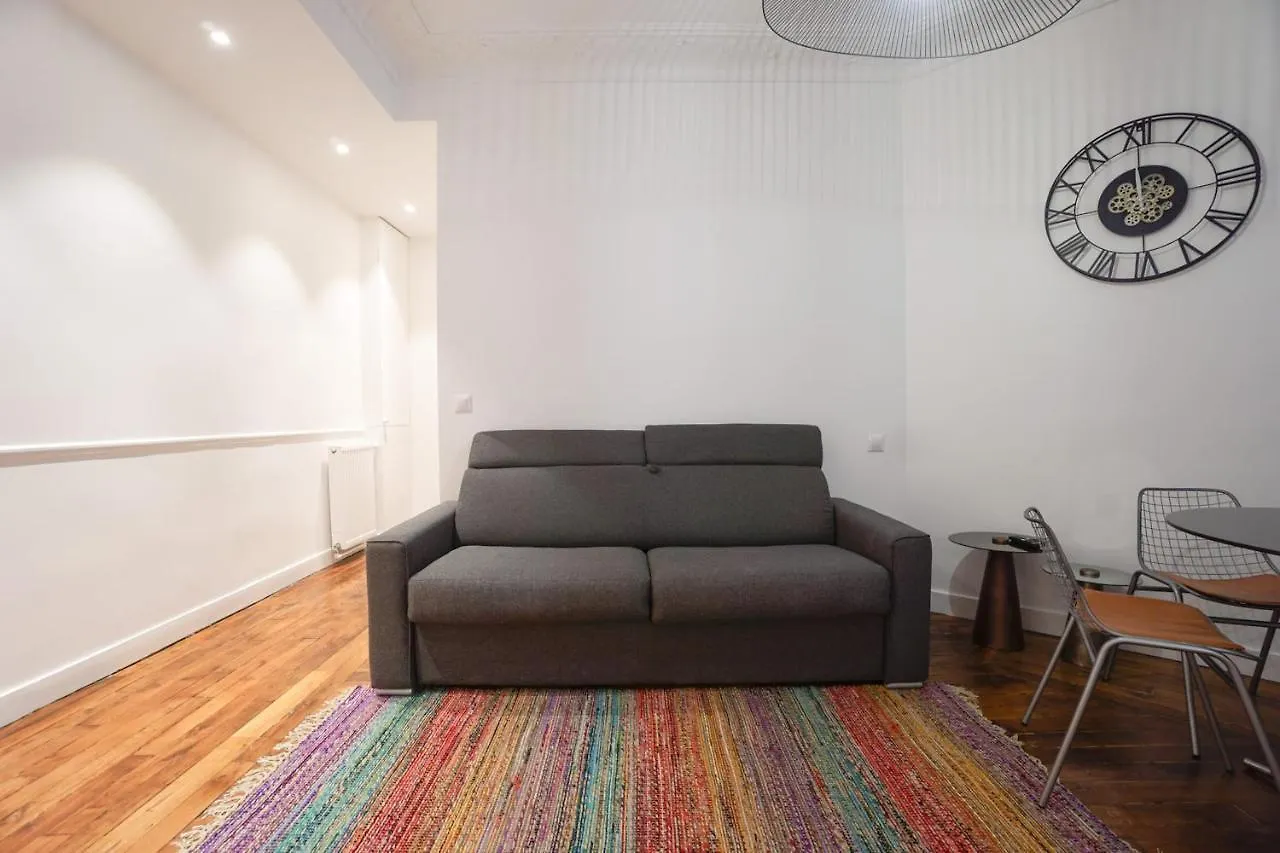 Large Flat At 2 Steps From The Eiffel Tower Apartment Paris